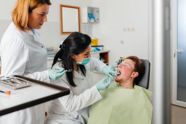 Best Emergency Tooth Extraction in Rson, CA